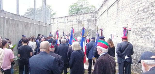 19 mai ceremonie prison 1 